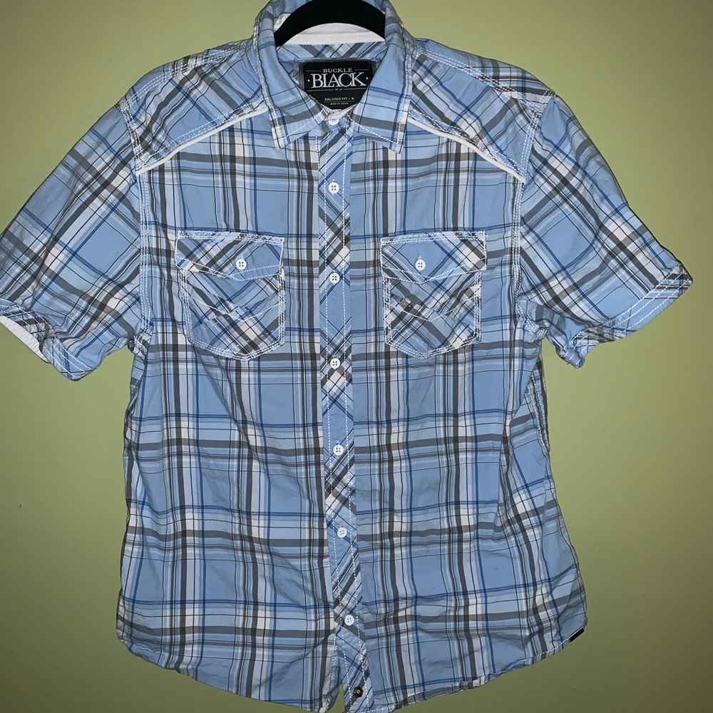 Men’s Buckle Black Short Sleeve Button Up Medium